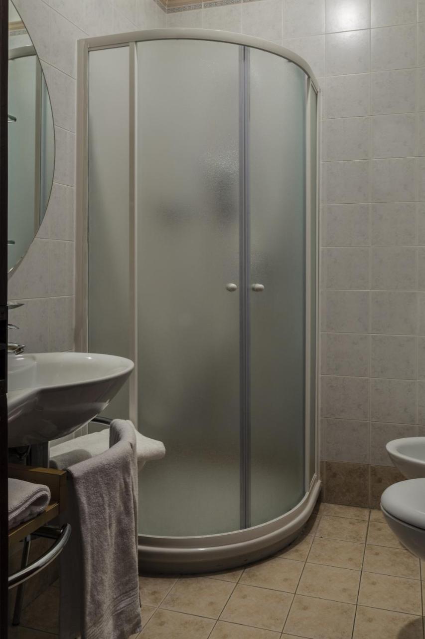 Hotel Beatrice Este Luaran gambar